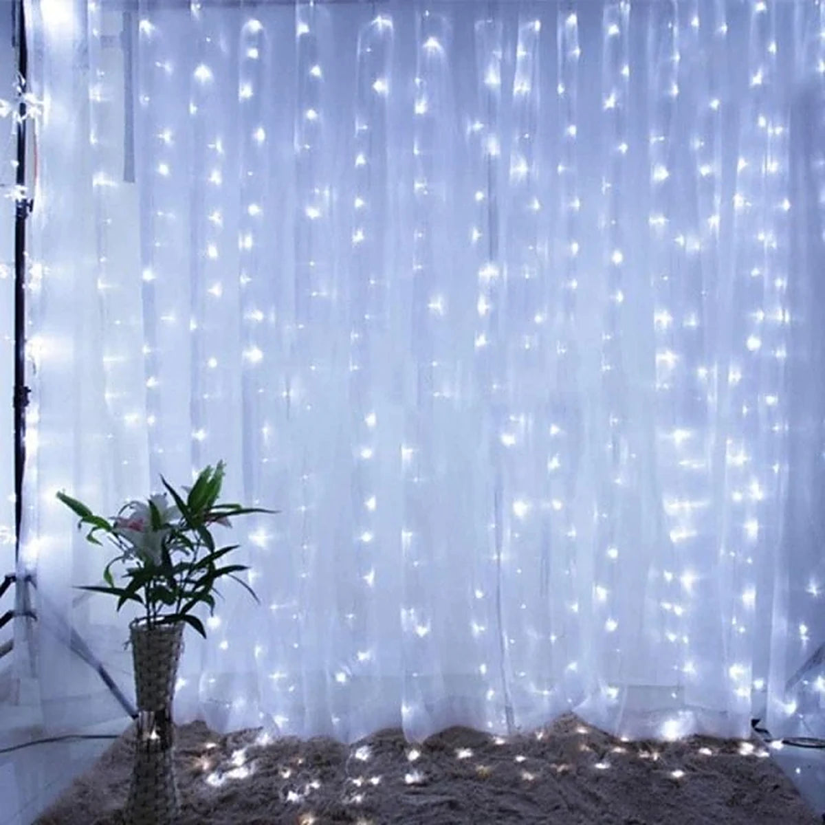 Cortina de LED 300 Luzes 3 m com 8 Modos e Controle Remoto