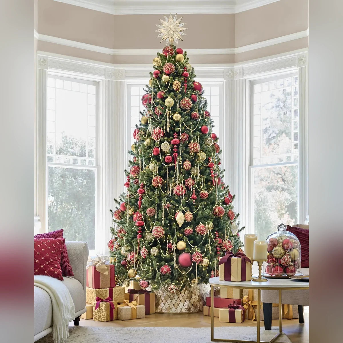 Kit 24 Enfeites para Árvore de Natal Vermelho e Dourado com Bolas e Pendentes